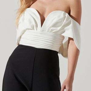 Astr Betania Jumpsuit Black White Sz Medium Off The Shoulder Sweetheart Pleated
